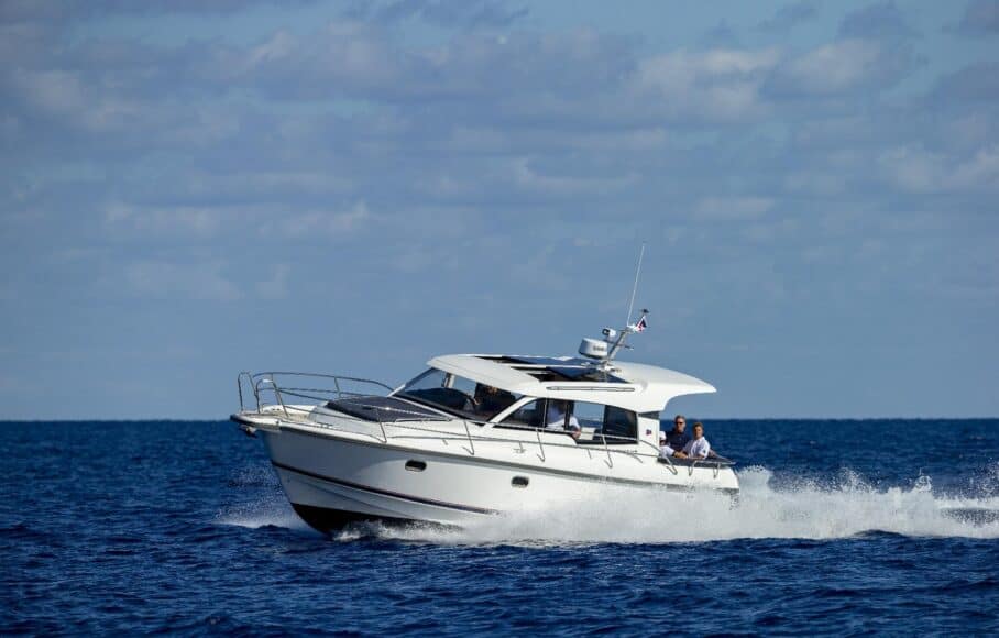 365Coupe-5874-1-908x580