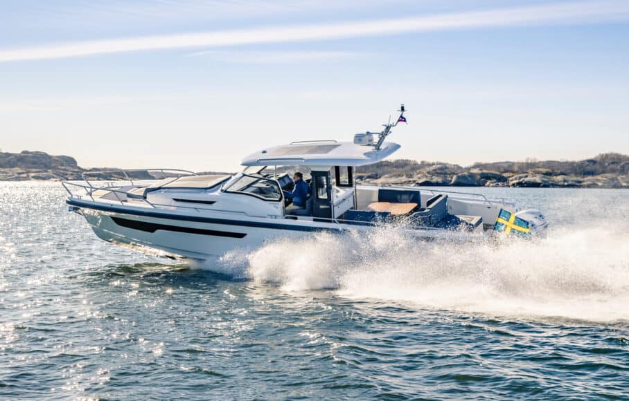 Nimbus-T11_84I2576-908x580